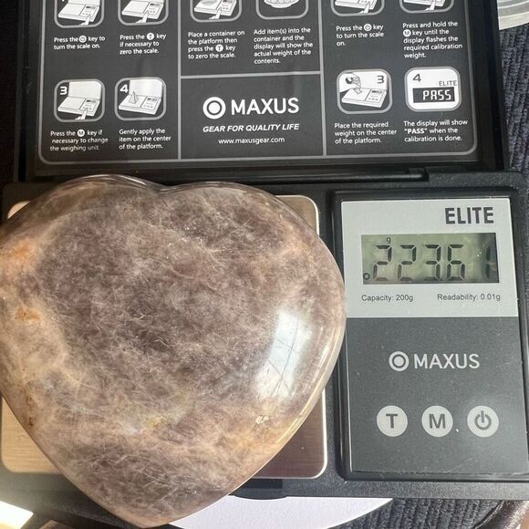 Black‎ Moonstone Large Puffy Heart with Stand - Picture 12 of 13